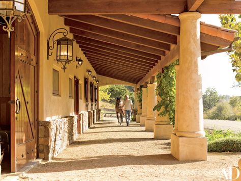 David L. Leavengood Turns a California Horse Ranch Into a Spanish Colonial-Style Residence Photos | Architectural Digest Equestrian Stables, Stable Ideas, Horse Barn Designs, Dream Horse Barns, Horse Facility, Rustic Exterior, Barn Plans, Casas Coloniales, Dream Barn