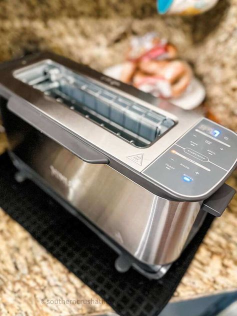 Review of the Ninja Toaster Oven and How to Make Perfect Toast https://www.southerncrushathome.com/ninja-toaster-oven/ Ninja Toaster Oven Recipes, Ninja Toaster, Dehydrating Eggs, Toaster Oven Recipes, Peanut Butter Bread, Grill Oven, Peanut Recipes, Countertop Appliances, Types Of Bread