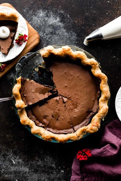 Chocolate Chess Pie Recipe, Holiday Pies Recipes, Chess Pie Recipe, Chocolate Chess Pie, Brownie Pie, Buttery Pie Crust, Chess Pie, Baked Pie Crust, Fudgy Brownie