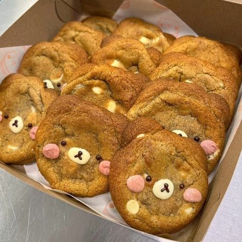 Teddy Bear Cookies, Kawaii Cooking, Bear Cookies, Cute Baking, Pretty Dessert, Kawaii Food, Cute Desserts, Food Obsession, Cafe Food