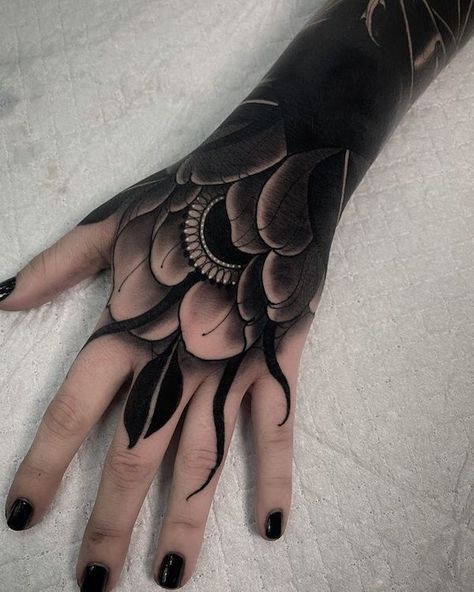 Hand Tattoo Cover Up, Full Hand Tattoo, Mandala Hand Tattoos, Hand And Finger Tattoos, Blackout Tattoo, Cover Up Tattoos, Dope Tattoos, Blackwork Tattoo, Finger Tattoos