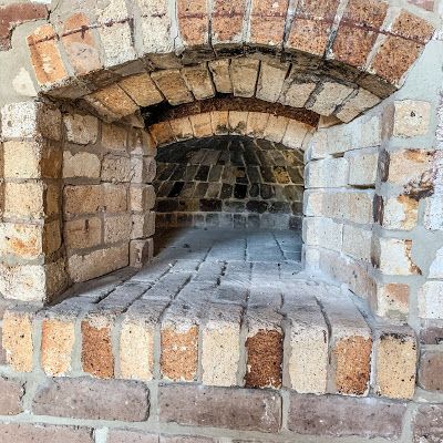 Fire Brick Oven, Brick Oven Kitchen Indoor, Outdoor Fire Brick Oven, Build Brick Oven, Masonry Oven, Wood Fired Brick Pizza Oven, Oven Fireplace, Brick Oven Outdoor, Brick Ovens