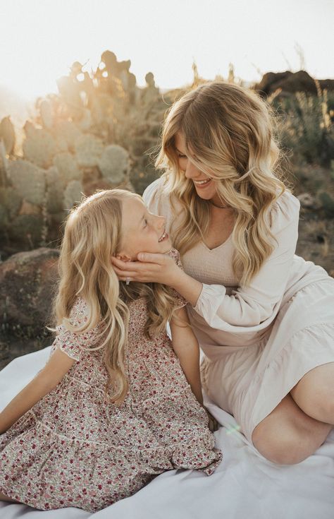 FAMILY PHOTOGRAPHY INSPO Mom And Daughter Nature Photos, Mommy And Me Christmas Tree Farm, Mom And Me Fall Photoshoot, Photo Shoot Mother Daughters, Mom Two Daughters Photoshoot, Mama Daughter Photoshoot, Mother And Daughters Photo Shoot, Mom 3 Kids Photoshoot, Mother And Me Photoshoot