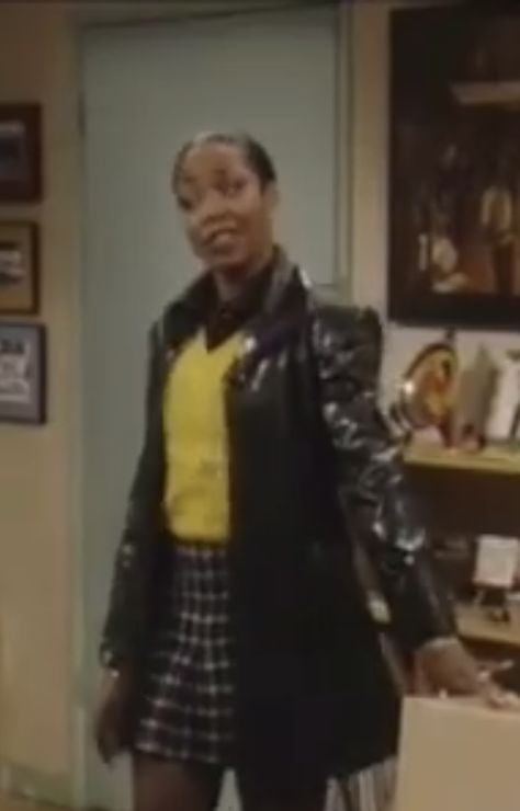 Tichina Arnold 90s Outfits, Tichina Arnold, 90’s Nostalgia, 90s Party, 90s Outfit, Black Hollywood, 90s Fashion, Fashion Inspo Outfits, Lookbook