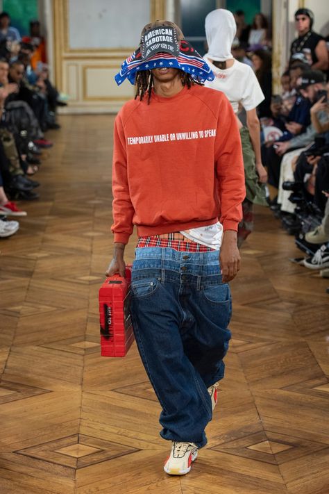 Mens Runway Fashion, Paris Fashion Week Men, A$ap Rocky, Black Men Street Fashion, Men Street Fashion, Asap Rocky, Moda Paris, Embellished Jeans, Runway Collection