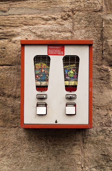 Gumball Dispenser, Gum Machine, Vending Machines, Gumball Machine, Chewing Gum, Vending Machine, Wikimedia Commons, Gum, Germany