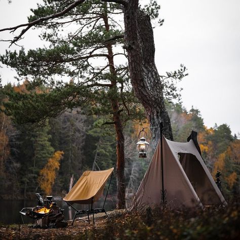 🌍 There's a certain joy we at DOD Outdoors feel when our Japanese camping gear is embraced by global adventurers, particularly when these… | Instagram Japanese Camping, The Pure, Camping Gear, Trending Topics, On Tumblr, Camping, Fan, Tumblr, Feelings