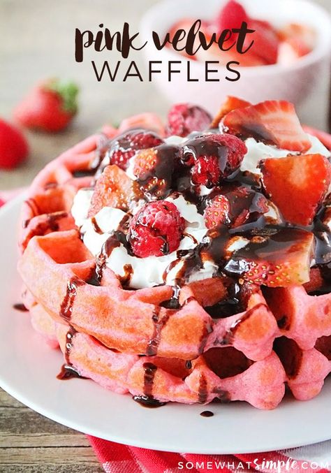 These pink velvet waffles are so fun for Valentine's Day, and so quick and easy to make! Valentine’s Day Pancakes, Valentine Waffles, Valentines Breakfast For Kids, Valentine’s Day Breakfast, Valentine’s Day Brunch, Valentines Day Breakfast Ideas, Waffles With Chocolate, Chocolate Syrup Recipe, Valentines Day Breakfast