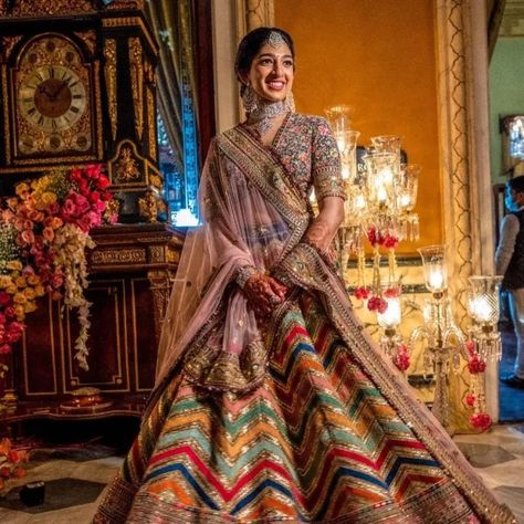 Bride Wore A Manish Malhotra Outfit On Her 'Sangeet', Dons A Sabyasachi Lehenga At Her Engagement Sabya Sachi Lehenga, Manish Malhotra Outfits, Sabya Sachi, Manish Malhotra Collection, Engagement Looks, Sabyasachi Bridal, Sabyasachi Sarees, Sabyasachi Mukherjee, Sikh Bride