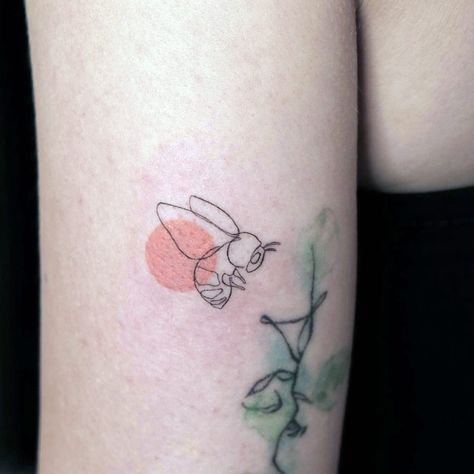 46 Best Bee Tattoos For Ladies Bee Line Tattoo, Line Bee Tattoo, Unique Ankle Tattoos, Tattoos For Ladies, Rose Tattoo On Ankle, Queen Bee Tattoo, Small Bee Tattoo, Tattoos Ideas For Women, Cute Ankle Tattoos