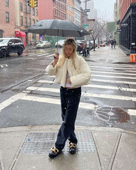 Margot Lee, New York Photos, Under The Lights, Instagram A, Winter Outfits, Fashion Inspo, New York, My Style, Outfit Inspo