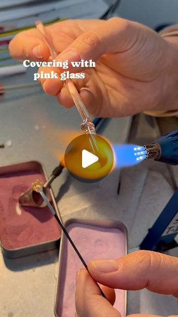 🔥Lampwork glass artist🔥 on Instagram: "Making pink glass currants 🔥 . . . #lampworking #lampworkbeads #lampworkglass #lampworkjewelry #glassart #glassartist #glassbeadmaker #glassiejewelry #botanicalglass #glassberries #muranoglass #muranoglassjewelry #muranoglassartist" Making Glass Videos, Lampwork Jewelry Ideas, Glass Bead Crafts Diy Projects, Flamework Glass Art, Making Glass Beads, Lamp Work Glass Beads, Lamp Work Beads, Glass Bead Making, Lampworking Tutorial