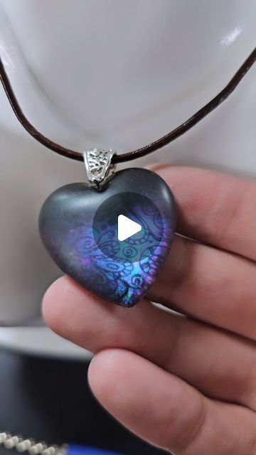 Daniel Cooper on Instagram: "Can't make my mind up... but that spin! 😂🤣  Using nail plates with hairspray and uv resin to make a transfer design.   I used chameleon flakes on the back of the resin before topping with black resin.  Resin jewelry, resin art, resin, jewelry making, resin  #resinart #resin #jewelrymaking" Wire And Resin Jewelry, Resin Necklace Ideas, Uv Resin Ideas, Resin Jewelry Ideas, Resin Pendant Tutorial, Uv Resin Jewelry, Resin Jewelry Tutorial, Resin Pendant Diy, Resin Jewlery