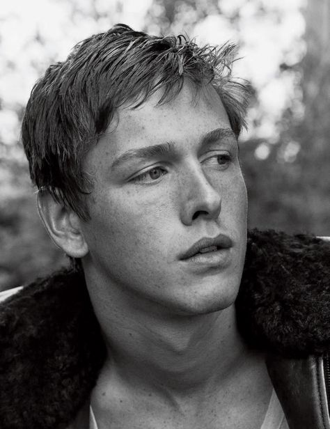 Harris Dickinson - Interview Magazine, Photography CRAIG MCDEAN, 06/07/17 Beach Rats, Harris Dickinson, Craig Mcdean, George Mackay, The Darkest Minds, British Men, Most Beautiful Man, Man Crush, Male Beauty