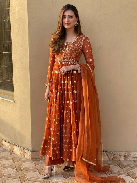 Orange Colour Dress, Rust Colour, Combination Dresses, Pakistani Formal Dresses, Girls Dresses Sewing, Dazzling Dress, Pakistani Wedding Outfits, Pakistani Fashion Party Wear, Fancy Dresses Long