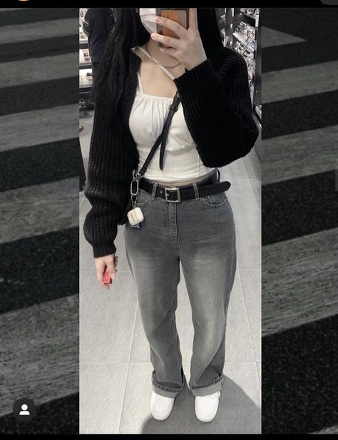 Grey Jeans Outfit Korean, Black Jeans Korean Outfit, Black Bolero Outfit Aesthetic, Grey Bolero Outfit, Grey Jeans Outfit Aesthetic, Black Bolero Outfit, Korean Y2k Outfits, Bolero Outfits, Korean Jeans Outfit