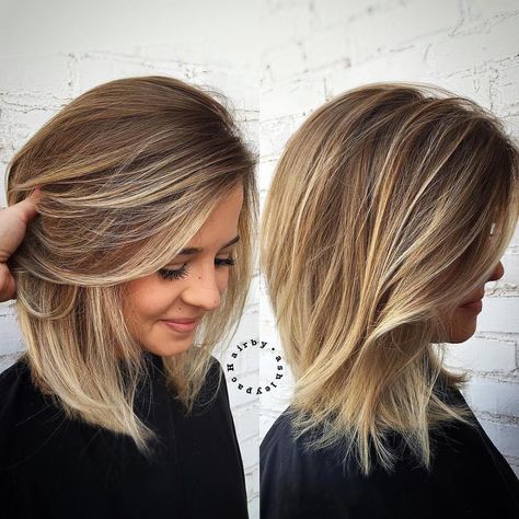 Medium Length Hairstyle                                                                                                                                                                                 More Medium Length Blonde Hair, Medium Length Blonde, Shoulder Hair, Hair 2018, Shoulder Length Hair Cuts, Haircut For Thick Hair, Short Hairstyle, Medium Hair Cuts, Shoulder Length Hair