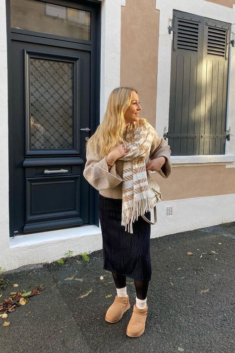 Long Skirt And Uggs Outfits, Skirt With Uggs Outfit Winter, Plus Size Uggs Outfit, Plus Size Ugg Boots Outfit, Uggs Skirt Outfit, Skirt And Uggs Outfits, Ugg Skirt Outfit, Brown Ugg Boots Outfit, Cute Winter Church Outfits