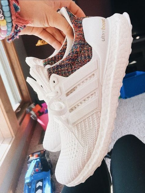 ✰P I N T E R E S T : @annaxlovee✰ White Tennis Shoes, Adidas White, Shoes Adidas, Adidas Ultra Boost, Ultra Boost, Crazy Shoes, Pretty Shoes, Dream Shoes, Shoe Obsession