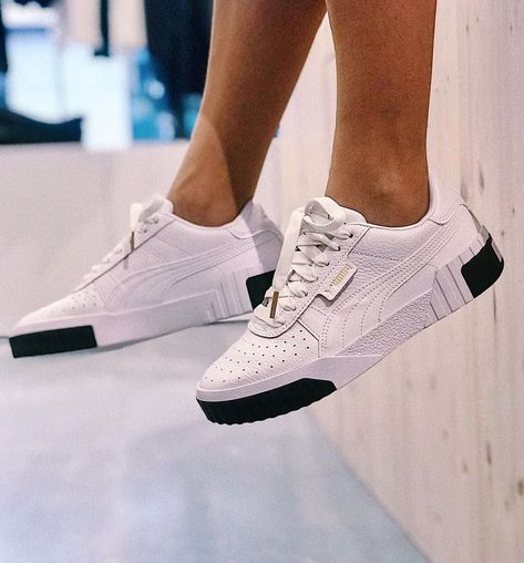 Women Shoes Converse #shoe #shoes #womenshoes Puma Sneakers Outfit, Cali Puma, Puma Cali Sneakers, Puma Cali Sport, Puma Cali, Sneaker Outfits, Sneaker Trend, Streetwear Mode, Tomboy Outfits