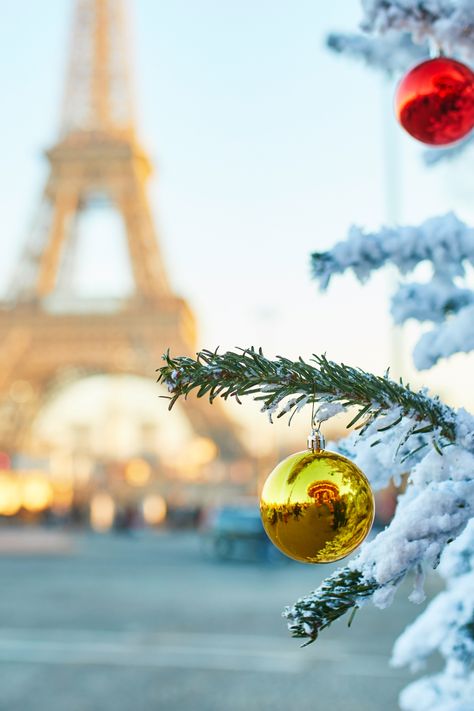 #ChristmasInParis #ParisianMagic #HolidaySpirit Paris At Christmas, Paris Christmas Market, Paris In December, Paris December, South Indian Temple, Paris Couple, Christmas Getaways, Paris Winter, Pants And Shirt