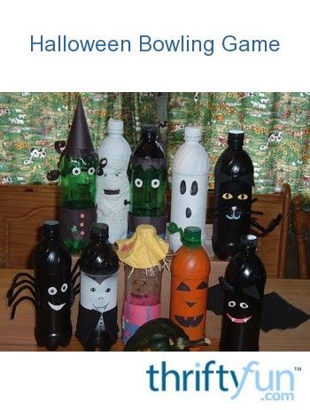 Make this cute recycled soda bottle bowling game for a Halloween party or just for the kids to play and have fun. Paint the bottles to make a ghouls, bats, spiders, Dracula, or ghosts. This is a guide about Halloween plastic bottle bowling game. Water Bottle Halloween Crafts, Beer Bottle Halloween Crafts, Plastic Bottle Halloween Crafts, Diy Plastic Bottle Halloween Crafts, Ghost Bowling Pins Water Bottles, Halloween Bowling, Recycling Plastic, Bowling Games, Plastic Pop