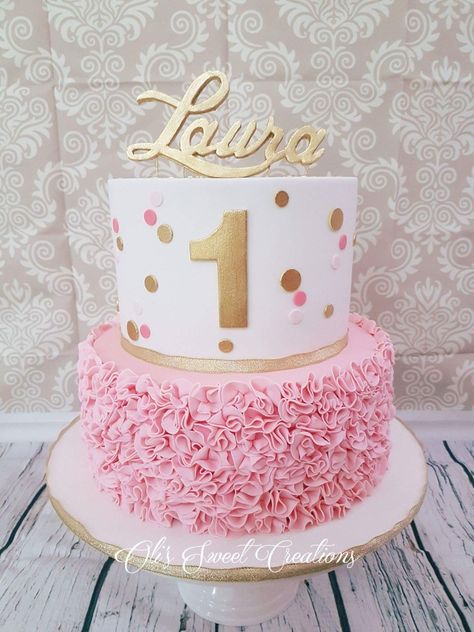 First birthday cake with pink and gold theme .. Pink And Gold Birthday Cake, One Year Birthday Cake, Gold Theme Birthday, Girls First Birthday Cake, Pink And Gold Birthday, Baby First Birthday Cake, Gold Birthday Cake, Birthday Cake Pictures