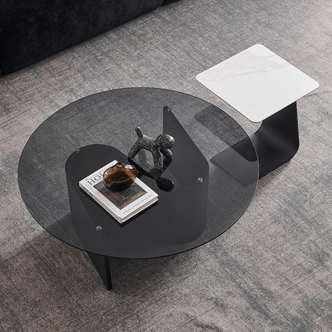 White Coffee Table Living Room, Black Glass Coffee Table, Tempered Glass Coffee Table, Instyle Decor, Lounge Interiors, Black And White Living Room, Minimalist Coffee Table, Coffee Table Black, Black Coffee Tables