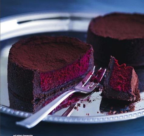 Red Velvet Chocolate Cake Blackberry Coulis, Rose Cheesecake, Donna Hay Recipes, Food Deserts, Velvet Cheesecake, Red Velvet Cheesecake, Donna Hay, Monkey Bread, Decadent Desserts