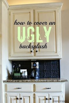 Hide an ugly backsplash with plastic tiles that look like tin. | 40 Easy DIYs That Will Significantly Upgrade Your Home Diy Home Improvement Hacks, Easy Home Upgrades, Ugly Kitchen, Cocina Shabby Chic, Muebles Shabby Chic, Kitchen Diy Makeover, Diy Kitchen Renovation, Diy Renovation, Chic Kitchen