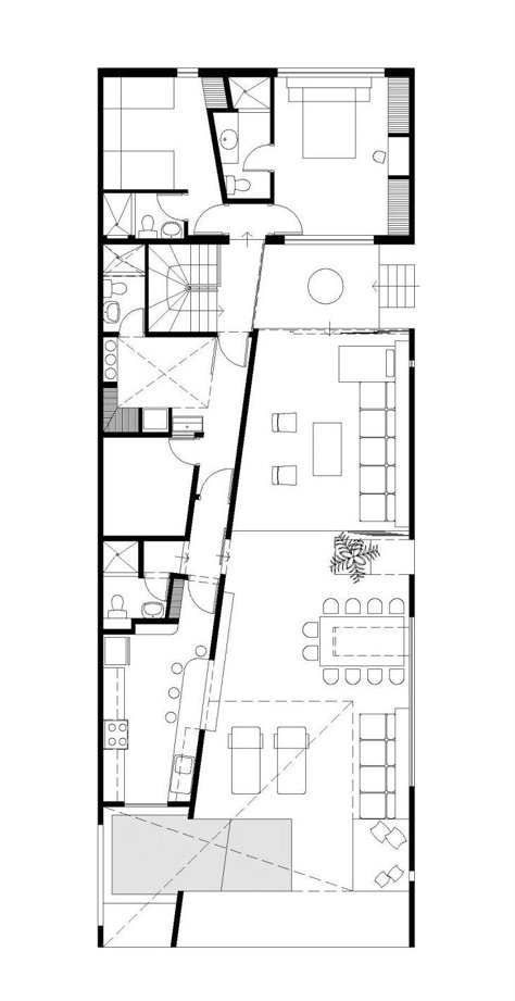 Image 12 of 16 from gallery of House in Las Arenas / Javier Artadi. 1st floor plan Angular Architecture, Kitchen Floor Plans, Casa Country, Diagram Architecture, Planning Printables, Shipping Container Homes, Alternative Health, Building Plans, Architecture Plan