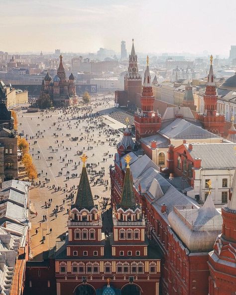 PicPublic on Twitter: "Red Square Moscow… " Moscow Winter, Moscow Travel, Visit Russia, Russian Architecture, Russia Travel, Russian Federation, Moscow Russia, Beautiful Places To Travel, Beautiful Places To Visit