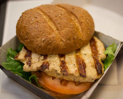 Chick-fil-A Testing Lemon Herb Grilled Chicken Sandwich and Nuggets |Foodbeast Chicken Sandwich Chick Fil A, Chargrilled Chicken, Grilled Chicken Sandwich, Healthy Fast Food Options, Healthy Fast Food, Chicken Menu, Fast Healthy Meals, Lemon Herb, Food Options