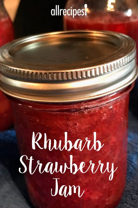 Rhubarb Strawberry Jam, Strawberry Rhubarb Recipes, Rhubarb Jelly, Raspberry Jello, Rhubarb Jam Recipes, Rhubarb Strawberry, Strawberry Rhubarb Jam, Rhubarb Desserts, Strawberry Jam Recipe