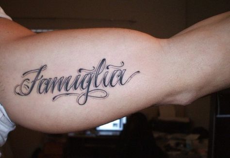 family in italian Famiglia Tattoo Italian, Symbols For Family, Plus Tattoo, Italian Symbols, Tattoo Text, Symbol For Family Tattoo, Bracelet Tattoos, Family Tattoos For Men, Italian Tattoos