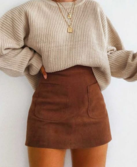 Mode Inspo, 가을 패션, Skirt Outfit, Fall Fashion Outfits, Mode Vintage, Girly Outfits, Mode Inspiration, Winter Fashion Outfits, Fashion Mode