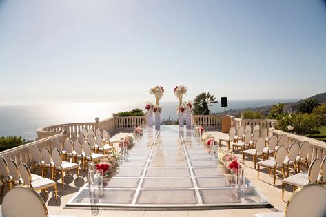 The 10 Best Mansion Wedding Venues in Orange County - WeddingWire Orange County Beaches, 2026 Wedding, Socal Wedding Venues, Orange County Wedding Venues, Beach Mansion, Mansion Wedding Venues, French Chateau Wedding, Wedding Venues Indoor, Smallest Wedding Venue