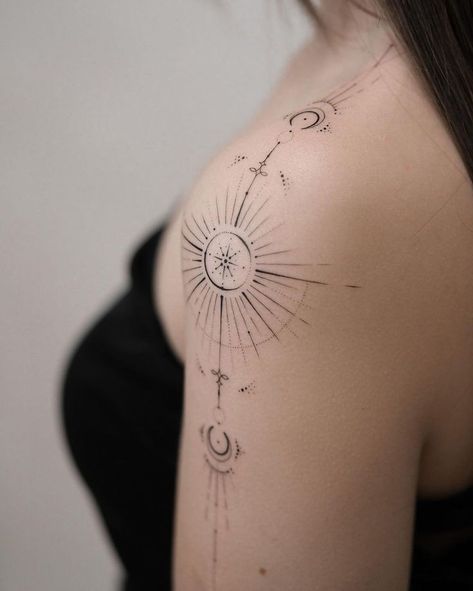 Boho Tattoos, Single Needle Tattoo, Shoulder Arm Tattoos, Hip Tattoos Women, Hand Tattoos For Women, Shoulder Tattoos For Women, Small Hand Tattoos, Spine Tattoos, Subtle Tattoos