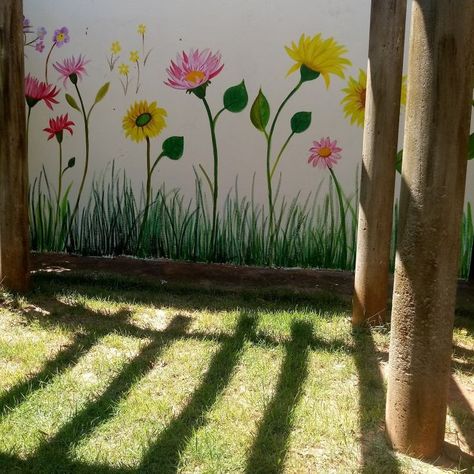 Backyard Mural Ideas Wall, Outdoor Wall Paint, Simple Wall Paintings, Mural Cafe, Garden Fence Art, Garden Mural, Flower Mural, Wall Art Diy Paint, School Wall Art