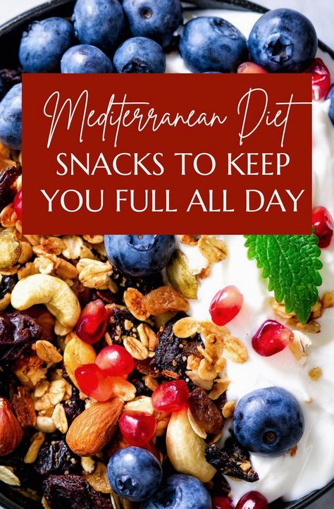 Indulge in a variety of delicious snacks that keep you energized and satisfied throughout the day while staying true to the Mediterranean diet. From crunchy roasted chickpeas to creamy hummus paired with fresh veggies, these snack ideas are both nutritious and flavorful. Perfect for those who love to snack smart and enjoy the vibrant tastes of the Mediterranean lifestyle. Whether you're at home or on the go, these snacks are sure to keep your taste buds happy and your body fueled. Mediterranean Diet Snacks, Mediterranean Snacks, Mediterranean Diet Meal Plan, Weight Lo, Healthy Swaps, The Mediterranean Diet, Diet Snacks, Healthy Bites, Healthy Snacks Easy