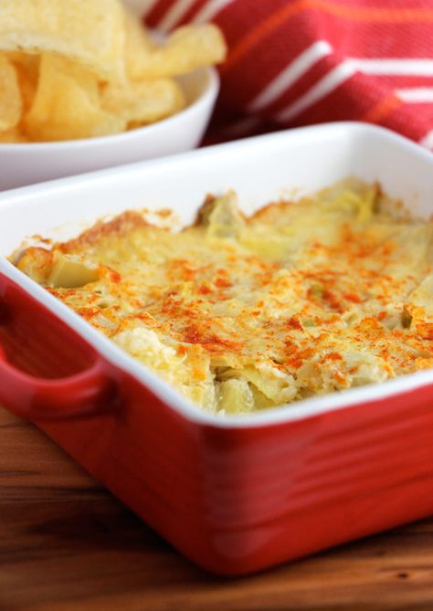 Artichoke-&-Asiago-Dip Artichoke Asiago Dip, Asiago Dip, Asiago Recipes, Baked Dips, Baked Artichoke, The Munchies, Asiago Cheese, Super Bowl Sunday, Appetizer Bites