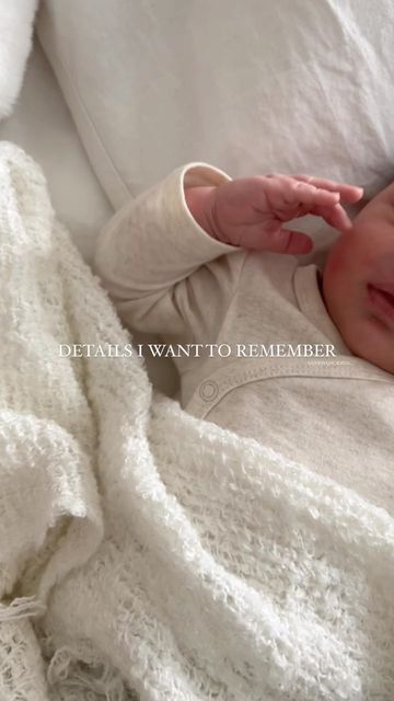 Baby Story Instagram, Mother Baby Photography, Mom Things, Story Insta, Mother Baby, Instagram Baby, Newborn Outfit, October 10, Baby Sister