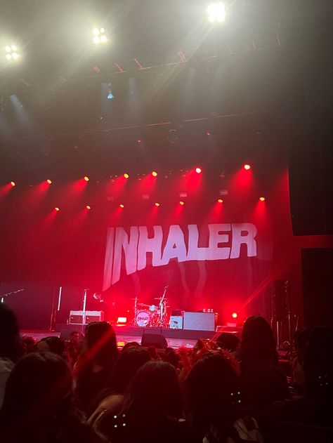 Inhaler Band Concert, Inhaler Band Poster, Inhaler Concert, Inhaler Band, Asthma Attack, Rock Band Logos, Concert Aesthetic, Asthma Attacks, Colin Firth