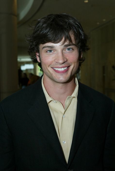 Tom Welling 2000s, Brandon Campbell, Aaron Blackford, Smallville Clark Kent, Blake Anderson, Tom Welling Smallville, Amazing Gumball, Tom Welling, Clark Kent