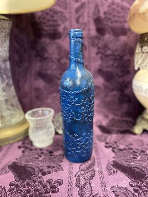 Decorative Wine Bottle Stained Glass Hand Painted Upcycled Shabby Chic Navy Blue https://www.stylin-spirit.com/products/shabby-chic-navy-blue Stylin Spirit #Bestseller Blue Chalk Paint, Painted Glass Bottles, Paint White, Blue Antique, Glass Bottles Decoration, Painted Wine Bottles, Dark Wax, Room Ambiance, Wine Theme