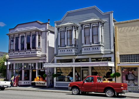 https://flic.kr/p/a279C3 | Downtown Ferndale, California -- DSC01096 | Downtown Ferndale is the real thing, a well preserved and maintained Victorian era mainstreet. It is located in west Humbolt County and just a few short miles west of U.S.Highway 101 and south of Eureka in northern California's coastal region. Ferndale California, Highway 101, Town Building, California Coastal, A Well, Northern California, Victorian Era, California