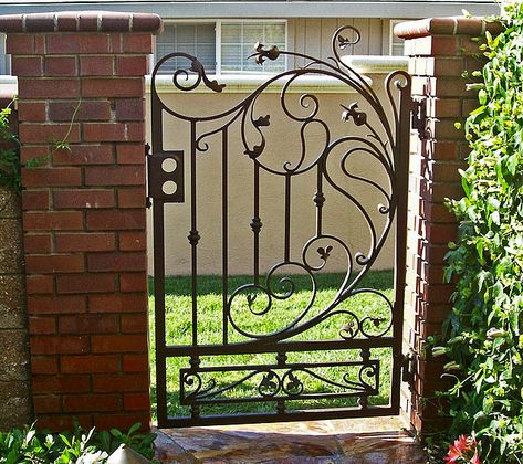 Siding Window Trim, Wrought Iron Fence Ideas, Gate And Fence Design, Roof Pics, Iron Screen Door, Iron Entry Gates, House Front Gate, Victorian Front Garden, Wrought Iron Gate Designs