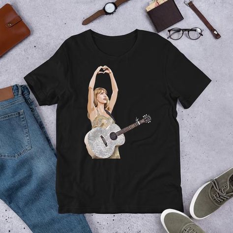 Eras Tour Taylor Swift Heart Hands Fearless Unisex T-shirt - Etsy Taylor Swift Heart Hands, Taylor Swift Heart, Eras Tour Taylor Swift, Eras Tour Taylor, Taylor Swift Shirts, Heart Hands, Eras Tour, Unisex T Shirt, Taylor Swift