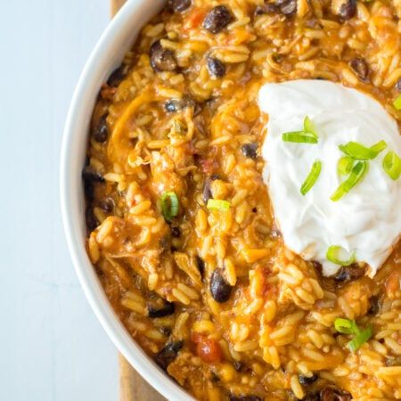 Cheesy Chicken Taco Rice, Chicken Taco Rice, Slow Cooker Mexican Chicken, Cheesy Chicken Rice, Taco Rice, Slow Cooker Casserole, Easy Delicious Dinners, Chicken Taco, Cooking Chicken To Shred