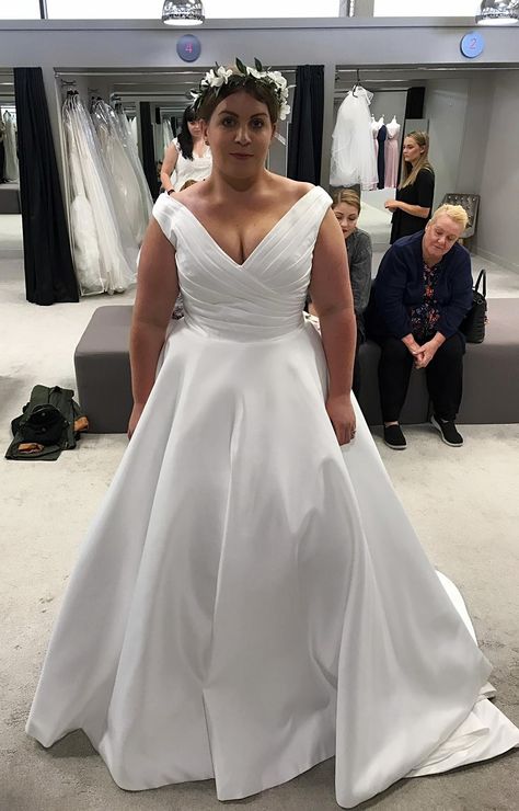 Mikado Wedding Dress Plus Size, Curvy Satin Wedding Dress, Simple Winter Wedding Dress, Busty Dresses, Plus Size Satin Wedding Dress, Deb Ball, Jamaican Wedding, Mikado Wedding Dress, Plus Wedding Dresses